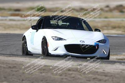 media/Oct-18-2025-Speed Ventures (Sat) [[8b3b7cf525]]/Yellow/Session 3 (Sunset)/